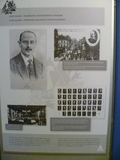 ausstellung 1118.jpg (27327 Byte)