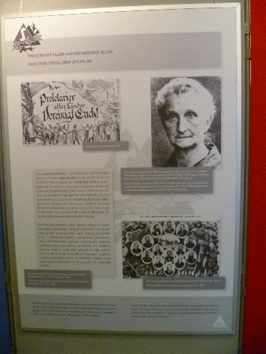 ausstellung1126.jpg (28180 Byte)