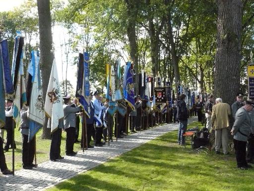 eger_kriegsgraeber03.jpg (64468 Byte)