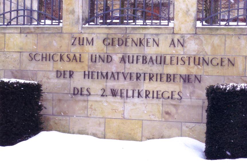 schlossterrassen.jpg (85528 Byte)